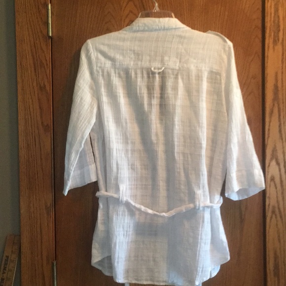 Forever 21 Long white button up shirt with tie - Picture 2 of 7